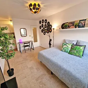 Gregbnb - Design 25m2 - Ascenseur - Wifi - 10min Gare Appartement