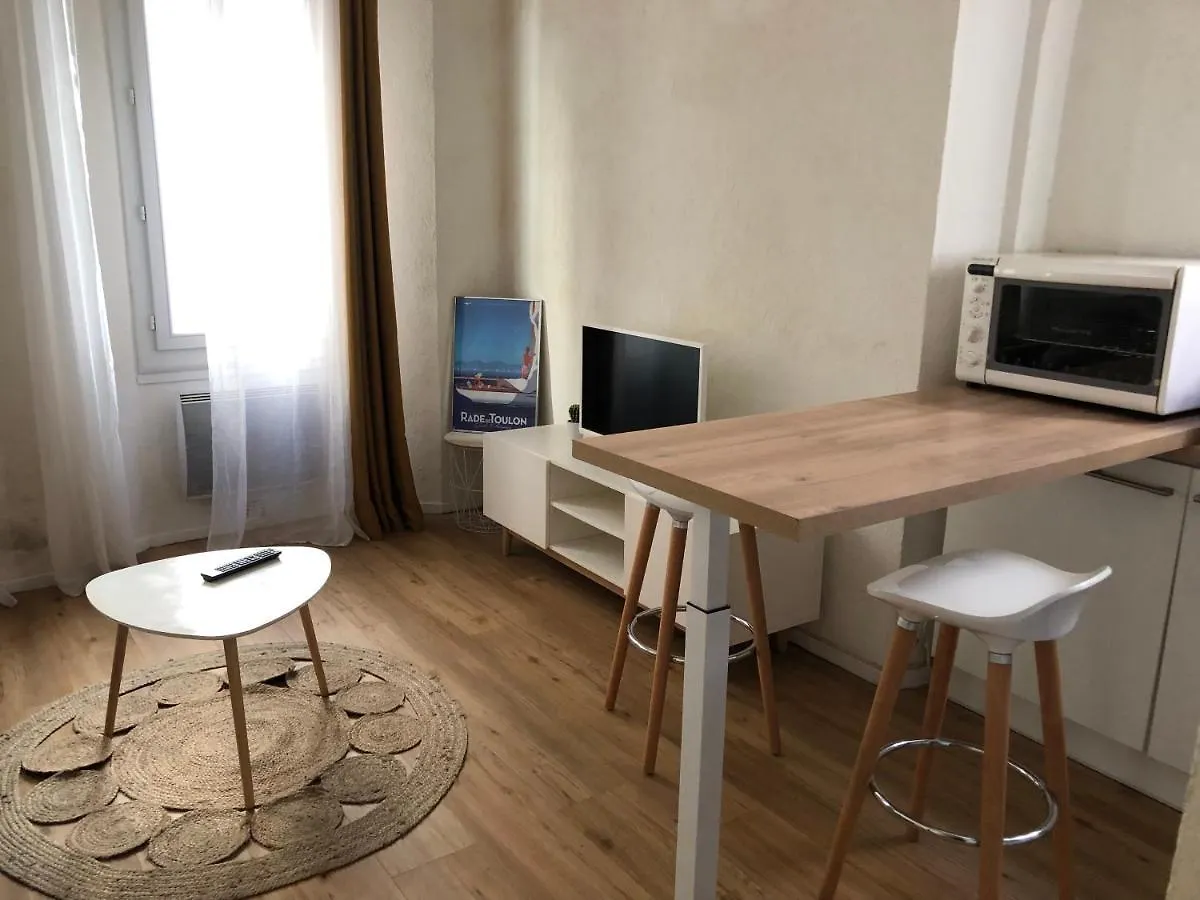 T2 50 M De La Mer Quartier Mourillon Toulon